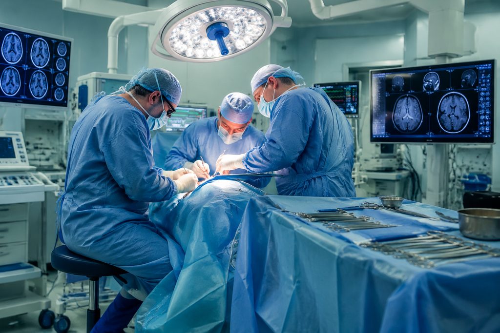 brain tumor surgery cost China - medical illustration